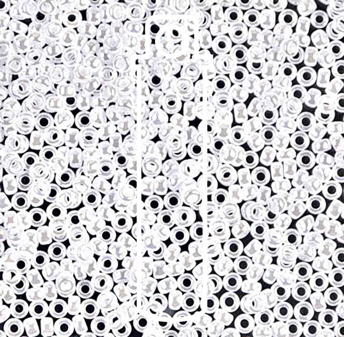 11/0 (#9528) White Ceylon - 24g Tube