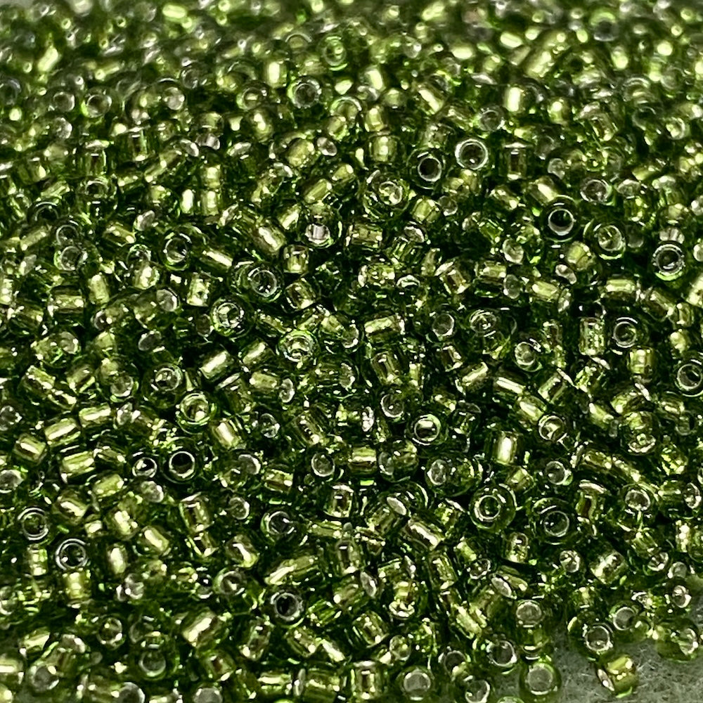 15/0 (#55) Olive Silverlined - 10 grams