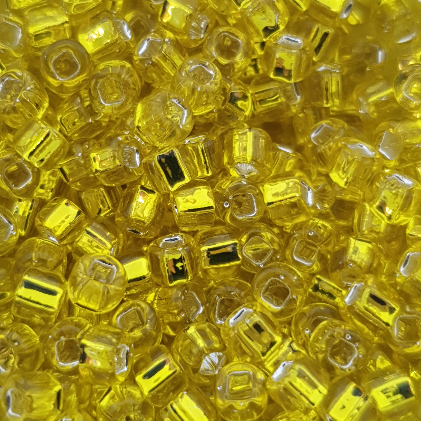 6/0 (#065) Yellow Silverlined - 20g Tube