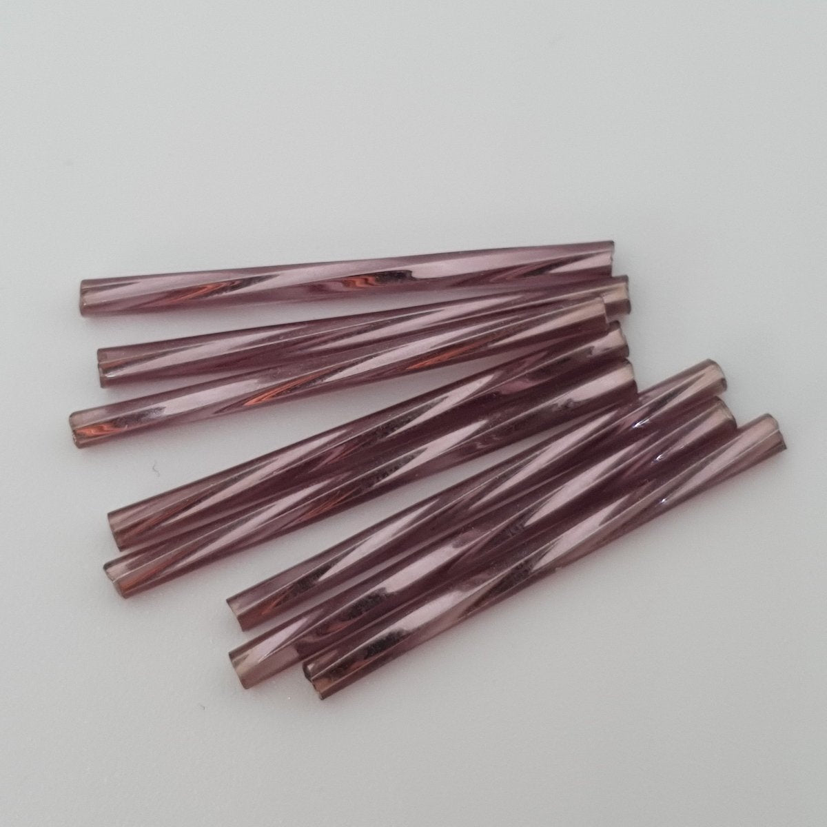30mm Twisted Bugle Light Amethyst Silverlined - 15g Tube (Czech)
