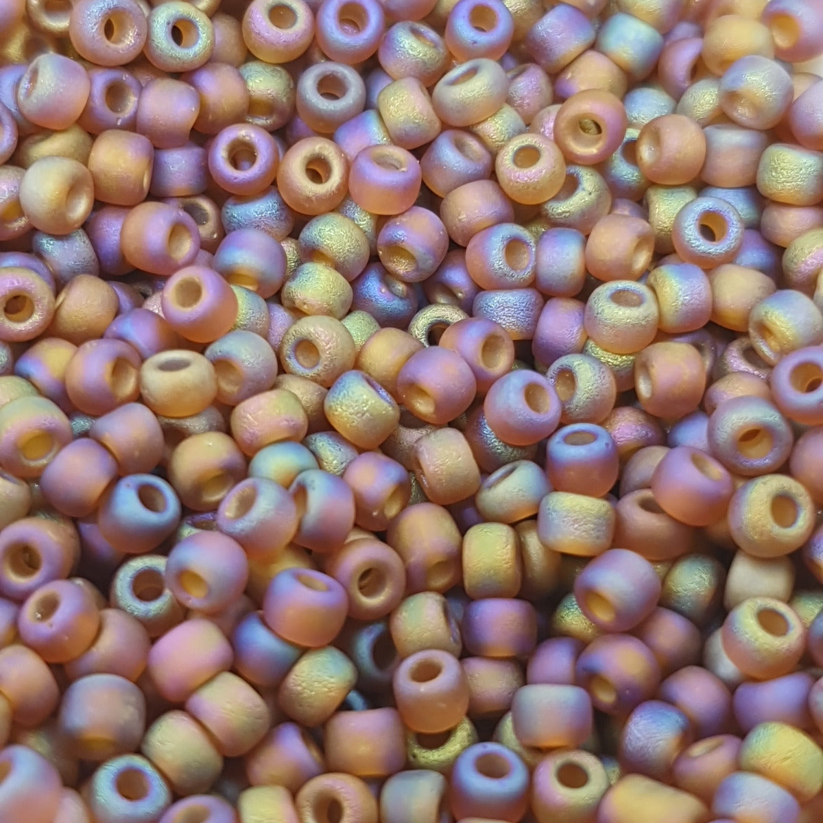 8/0 (#24fab) Brown Frosted AB - 22g Tube