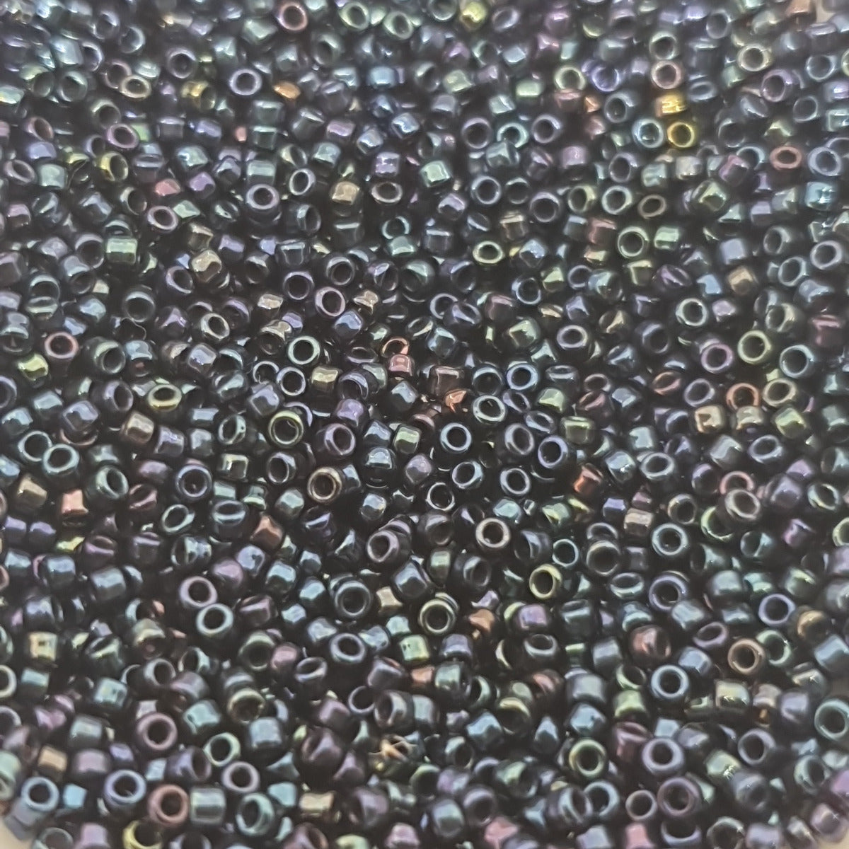 15/0 (#903) Blue Iris - 10g Tube