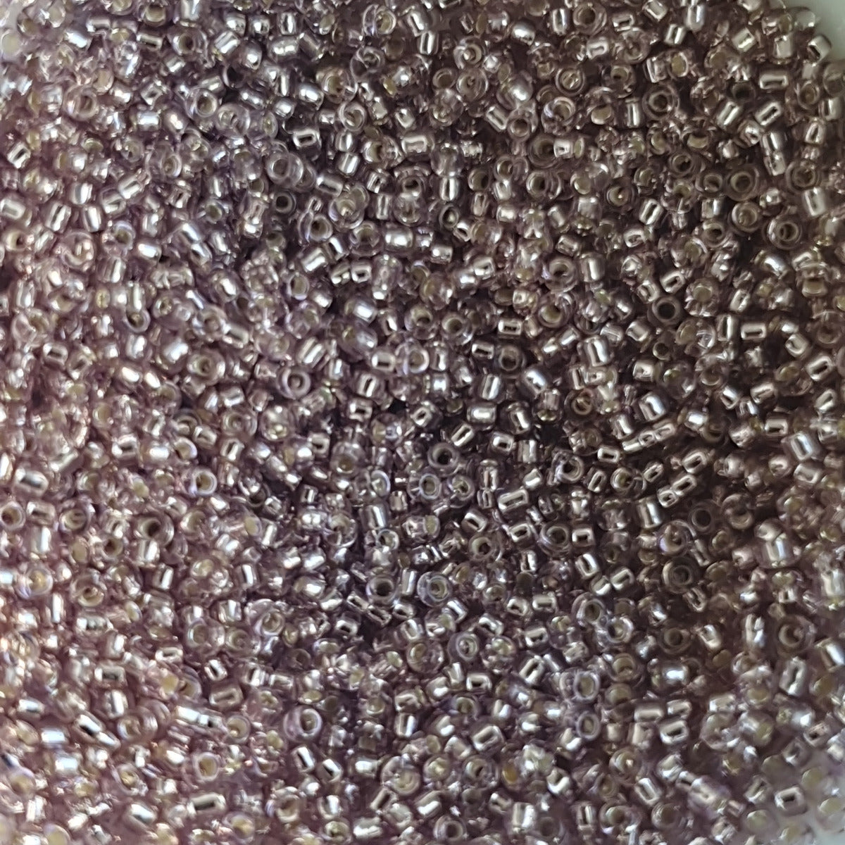 15/0 (#40) Light Amethyst Silverlined - 10g Tube