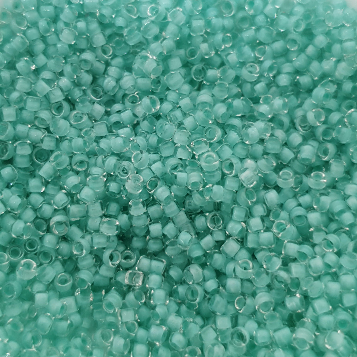 15/0 (#222) Mint Green Lined Transparent - 10g Tube