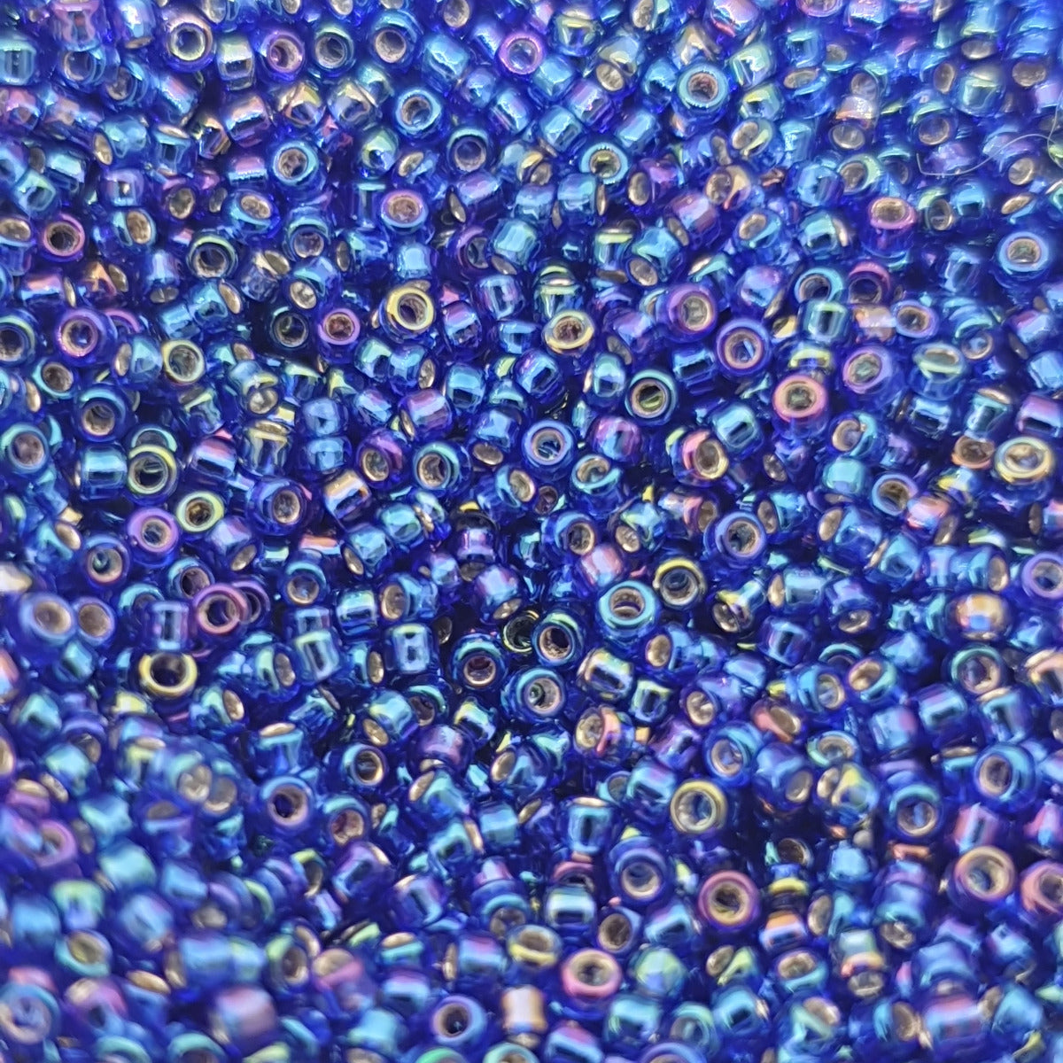 15/0 (#44r) Blue Rainbow - 10g Tube