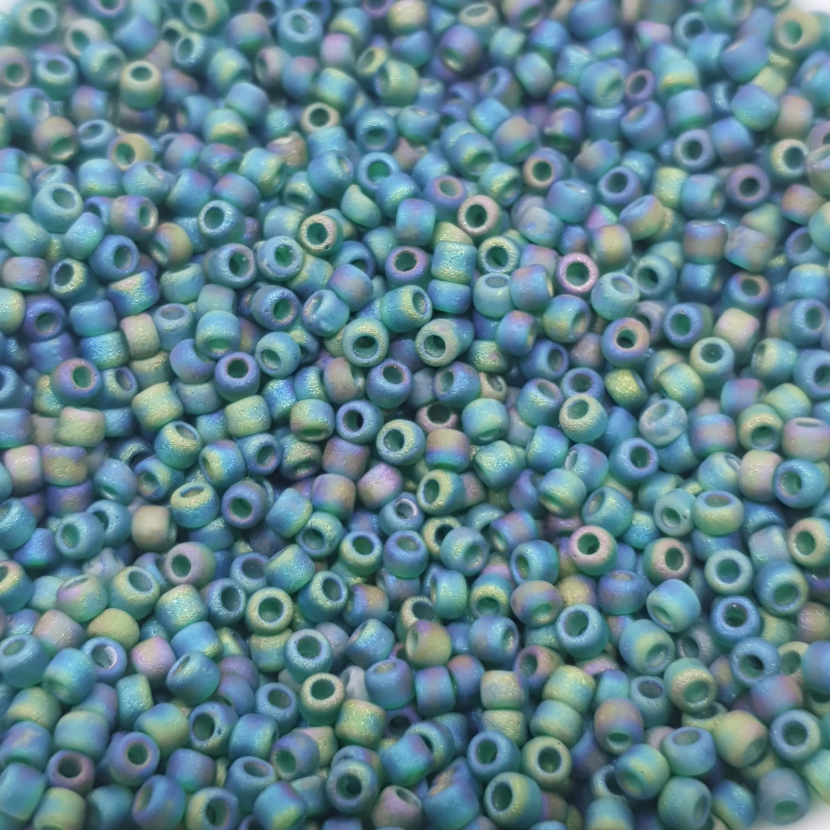 12/0 (#23fab) Dark Green Frosted AB - 23g Tube