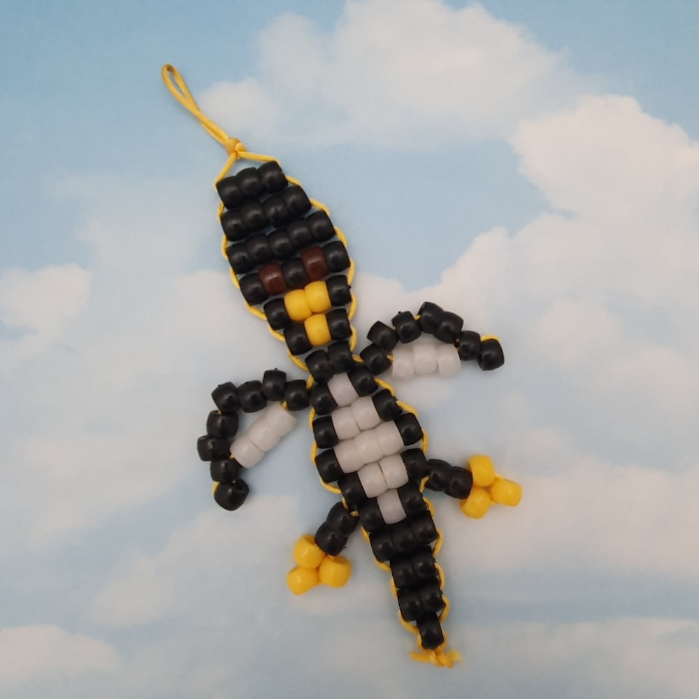 Lace Up Kit - Maggie the Magpie