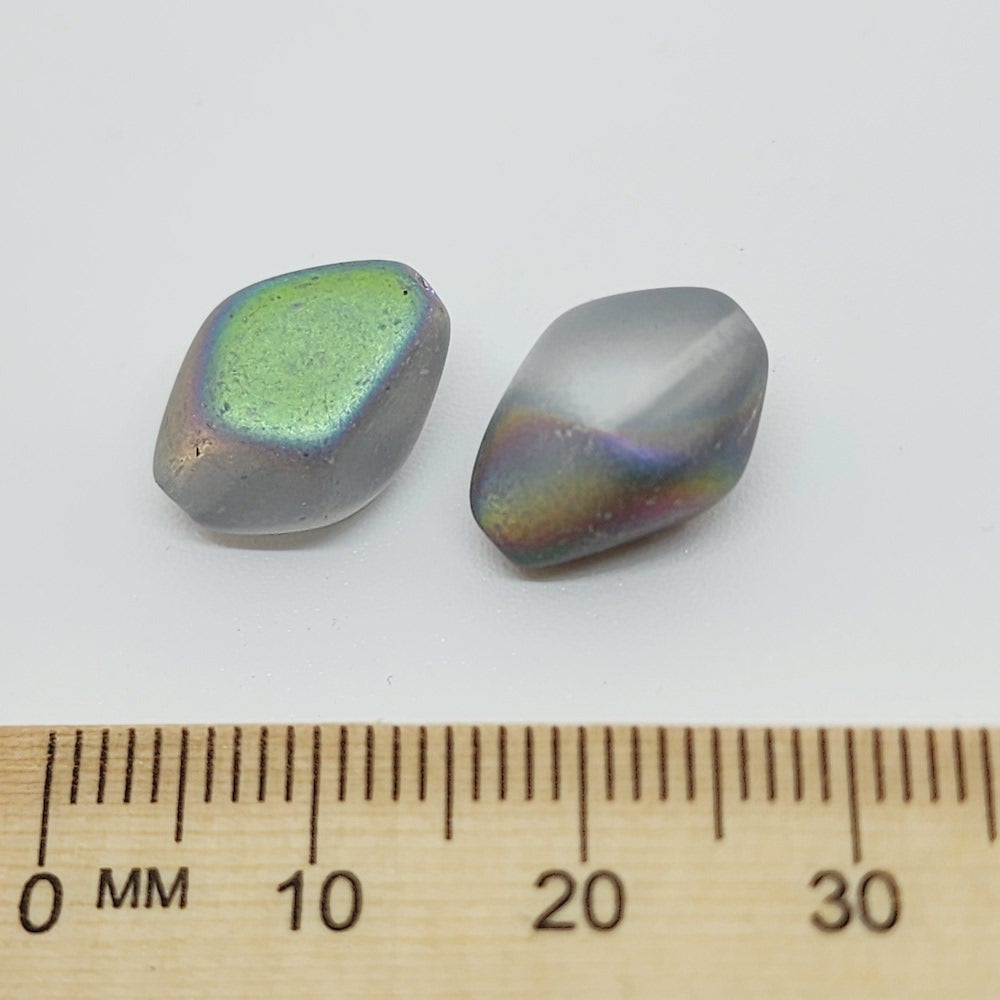 14x10mm Pinched Diamond (10) - Grey AB - Vintage Czech Glass Beads