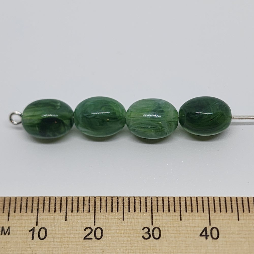 10mm Oval (50) - Jade - Gemstone Look Vintage Lucite Beads
