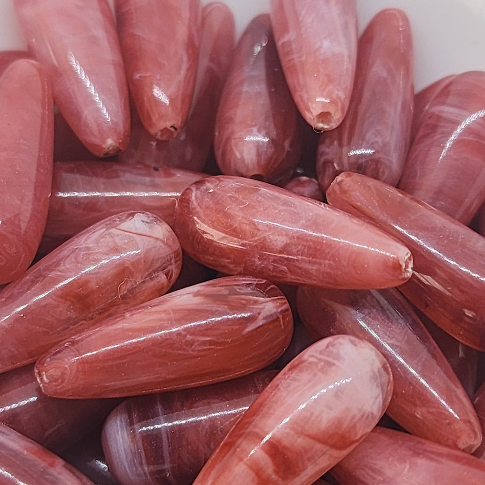 20mm Teardrop (25) - Ruby - Gemstone Look Vintage Lucite Beads