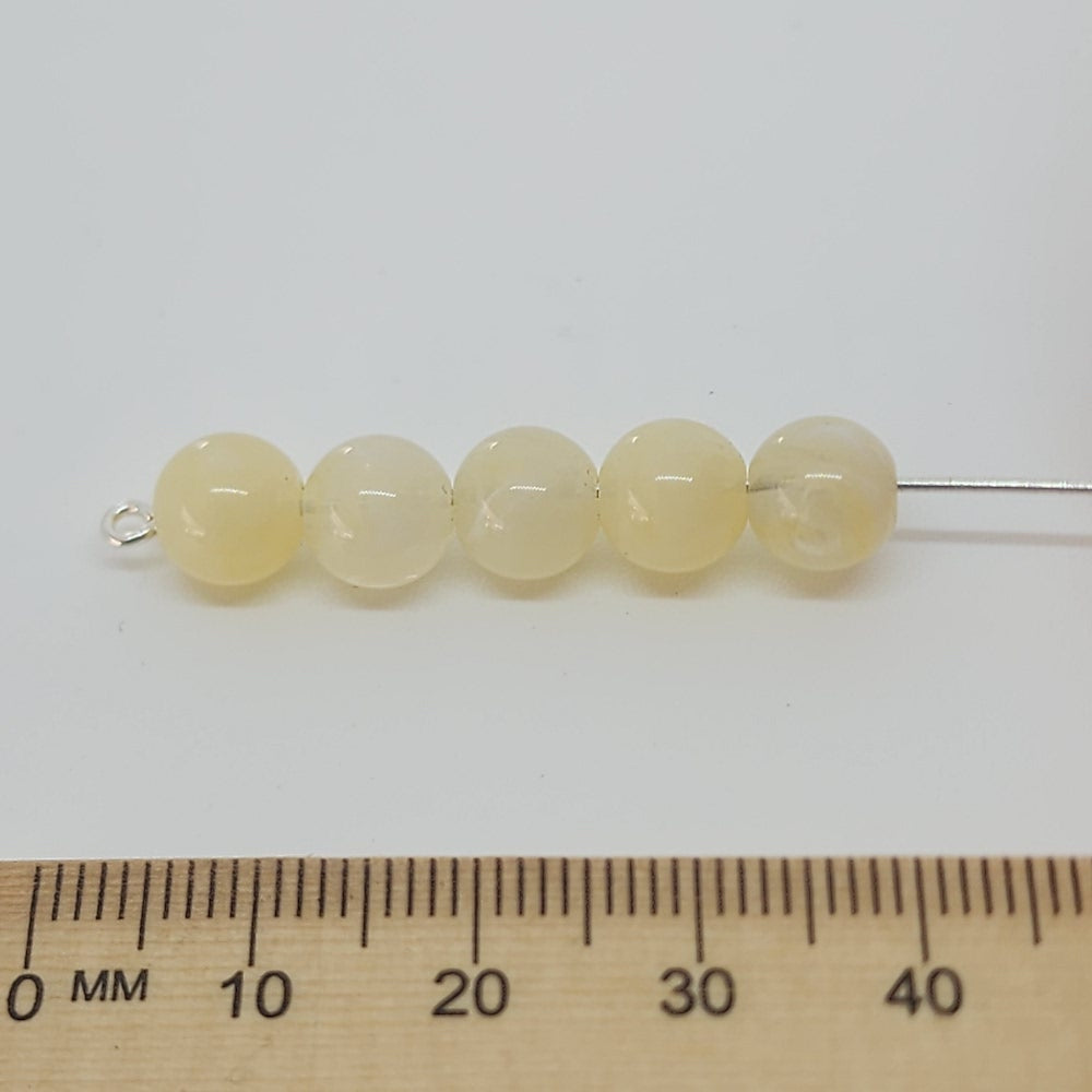 8mm Round (50) - Citrine - Gemstne Look Vintage Lucite Beads