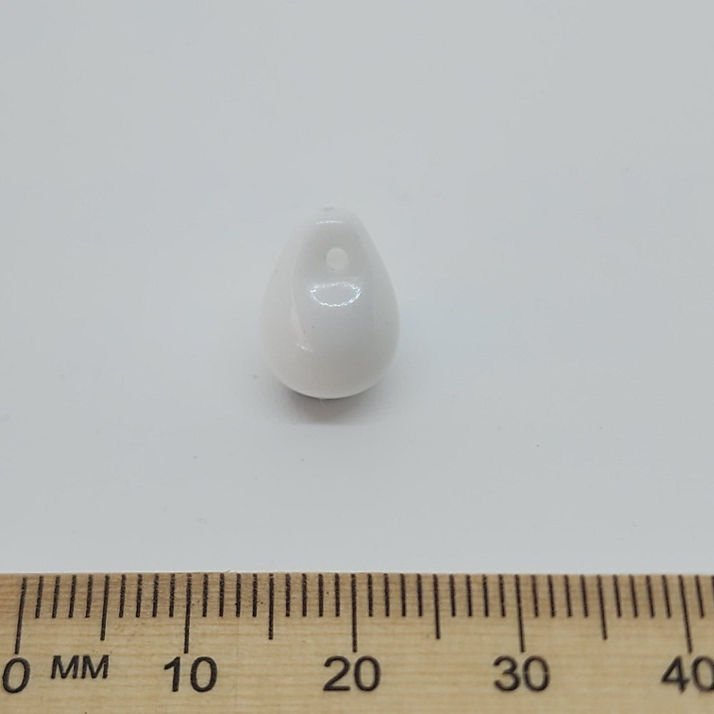 13x8mm Tear Drop Vintage Lucite Beads (10) - White