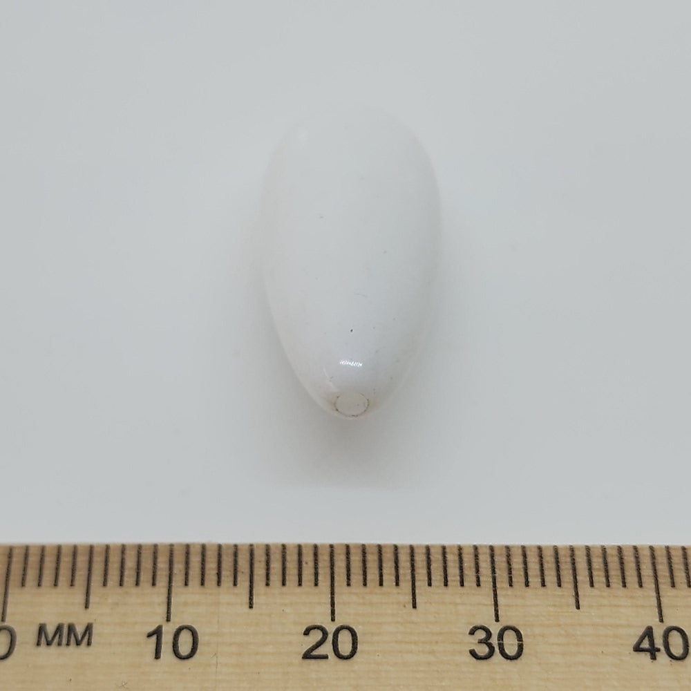 22x13mm Tear Drop Vintage Lucite Beads (10) - White