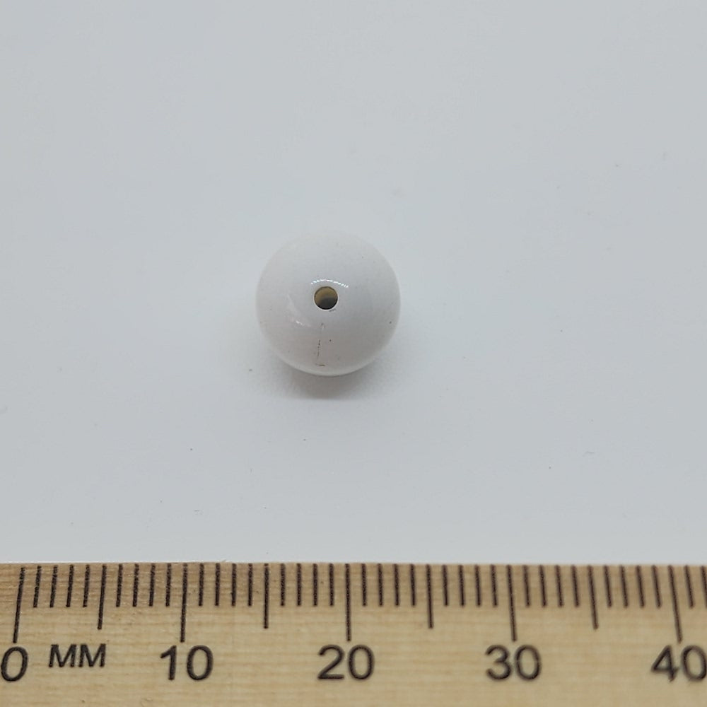 10mm Round Vintage Lucite Beads (25) - White