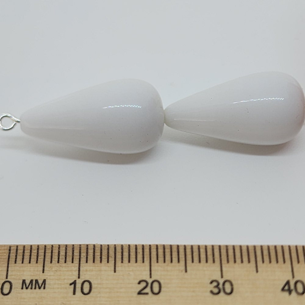 22x12mm Tear Drop Vintage Lucite Beads (10) - White
