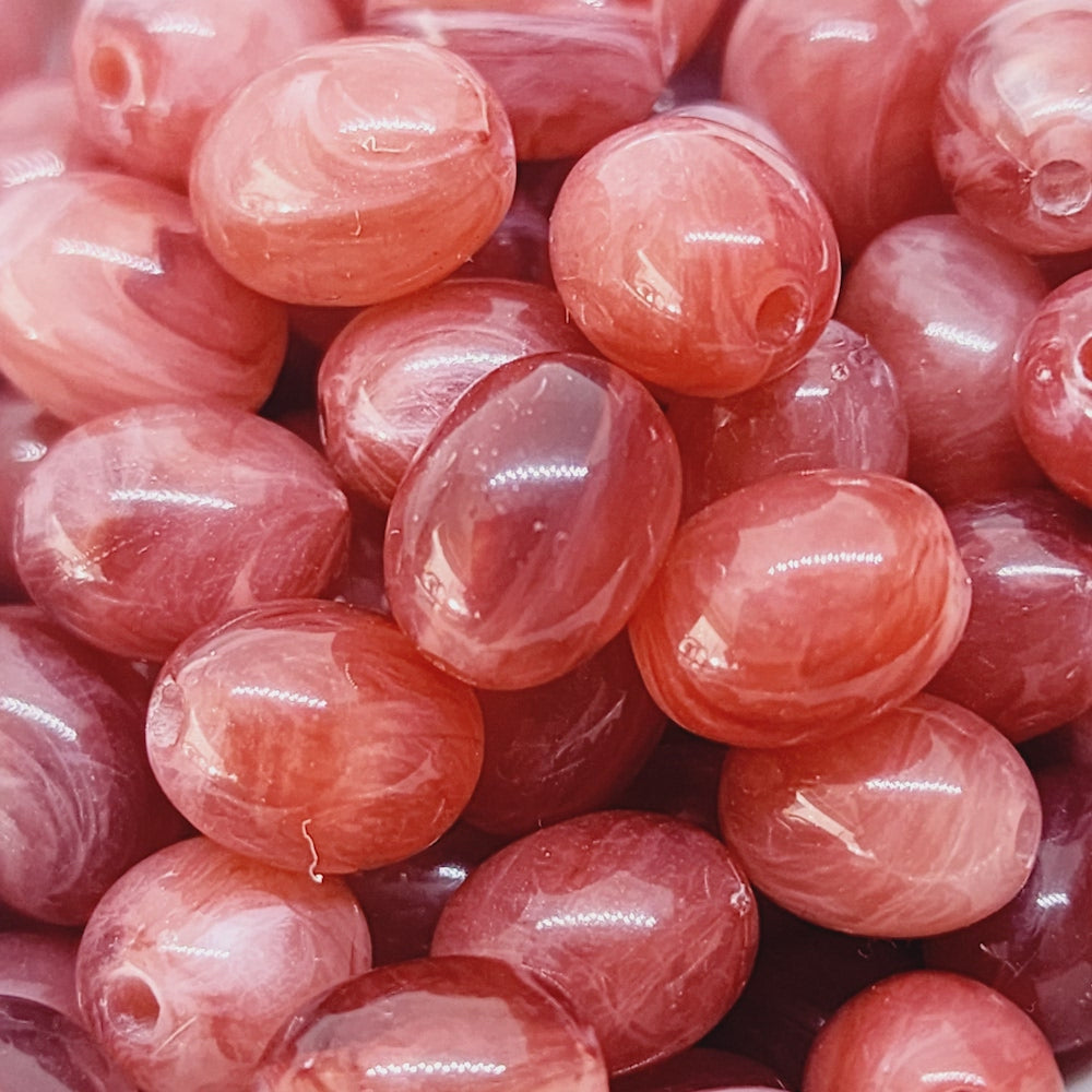 10mm Oval (50) - Ruby - Gemstone Look Vintage Lucite Beads