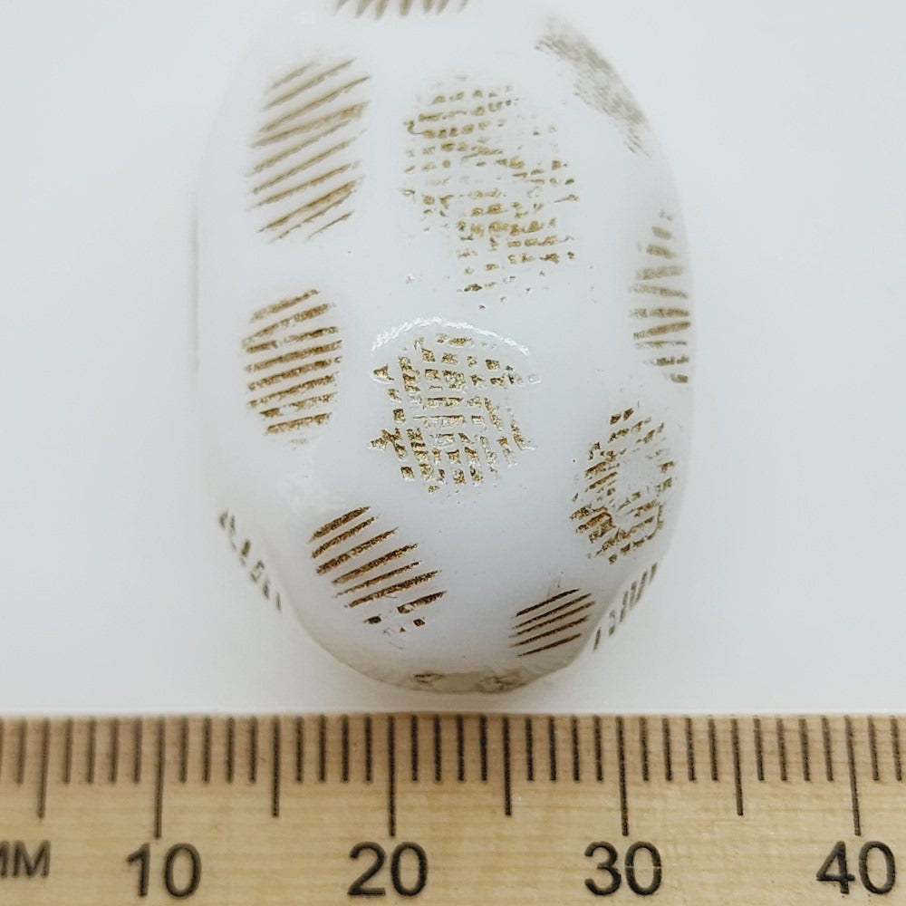 32x23mm Oval Vintage Lucite Beads (10) - White w. Gold