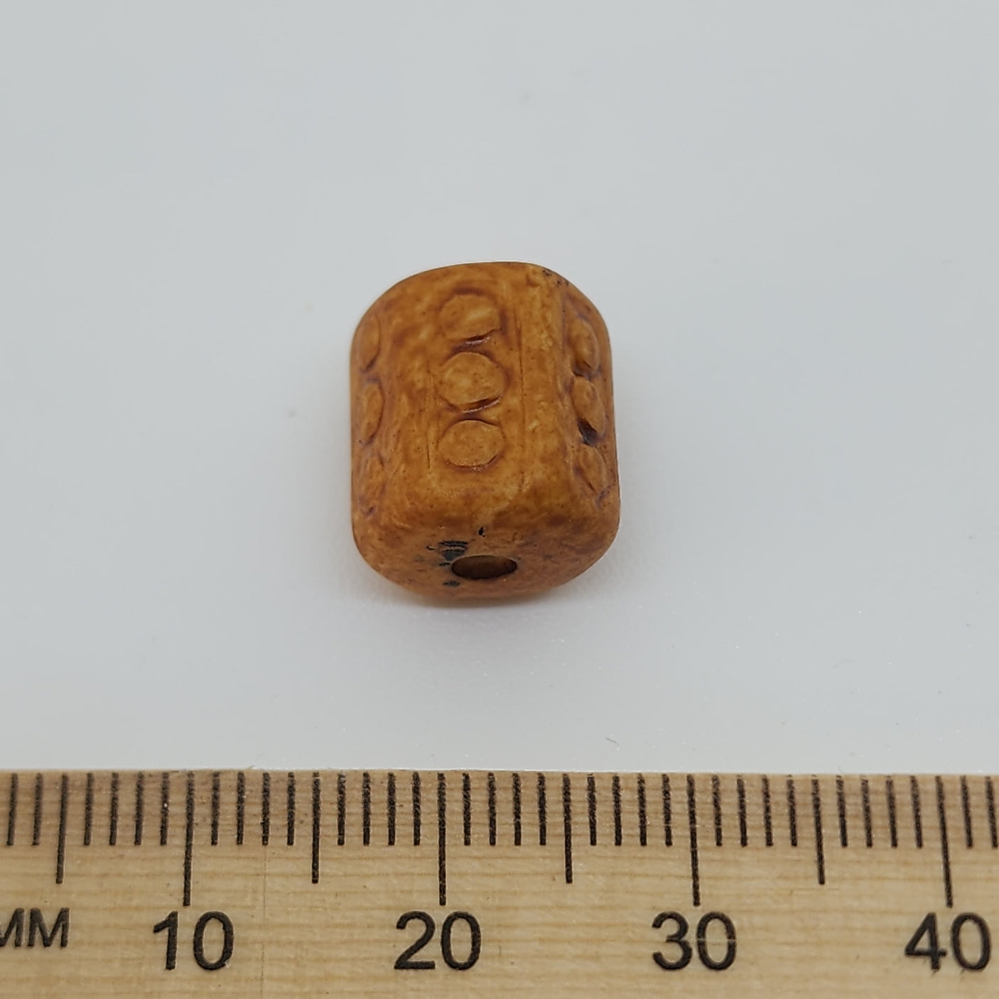 12.5x11mm 6 Sided Drum (10) - Maple - Vintage Wood Stained Look Beads