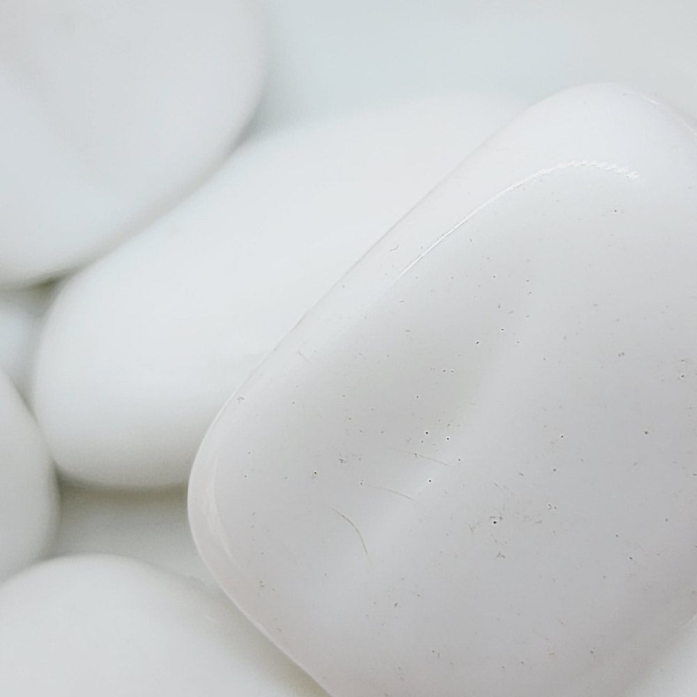 26x20mm Flat Rectangle (10) - White - Vintage Lucite Beads