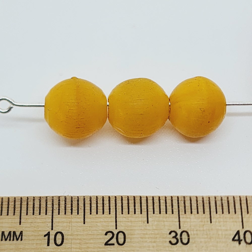 10mm Round (10) - Phenolic Amber - Vintage Replica Trade Bead