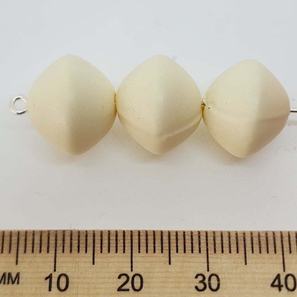 12x14mm Rondelle (50) - Light Cream - Pottery Look Lucite Beads - Matte
