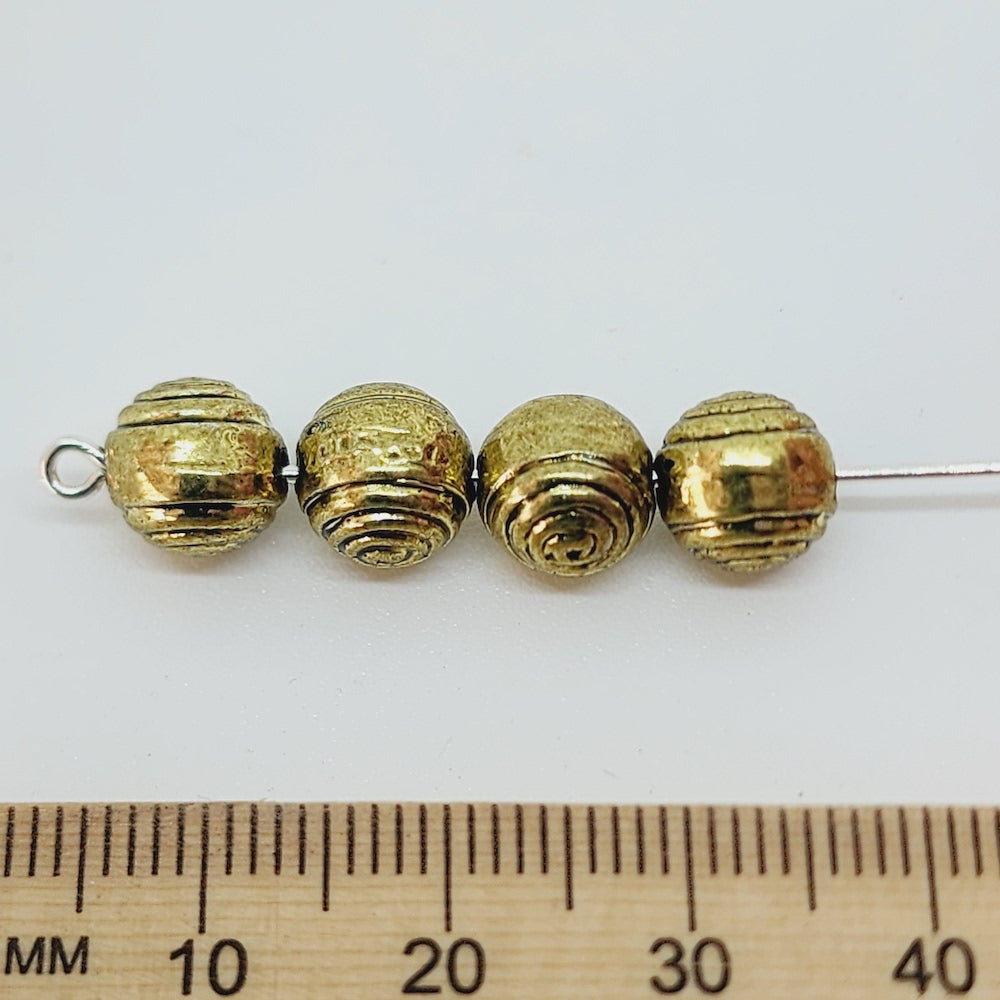8mm Round (50) - Antique Gold - Vintage Metalised Beads