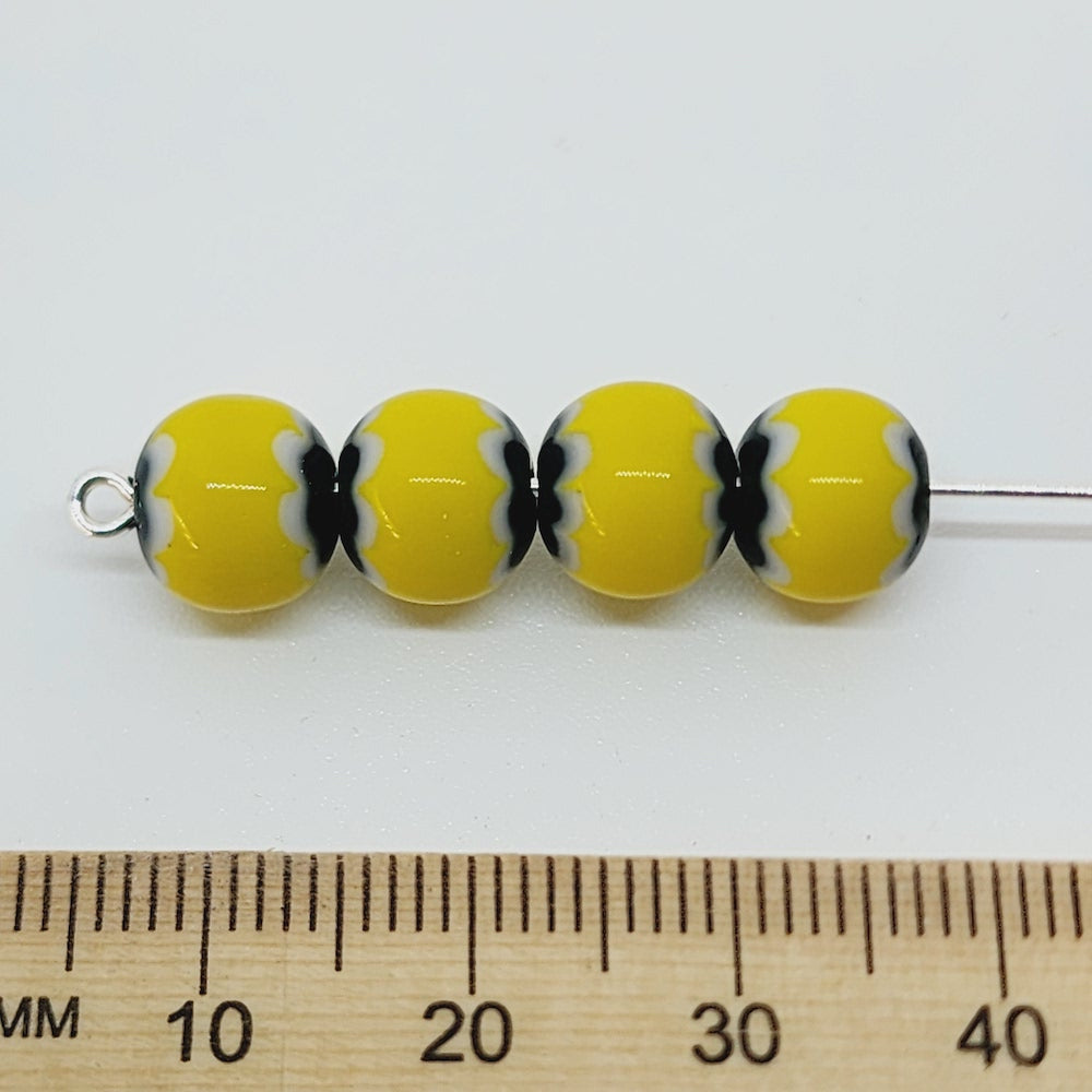8mm Round (25) - Yellow & Black - Vintage Chevron Glass Beads