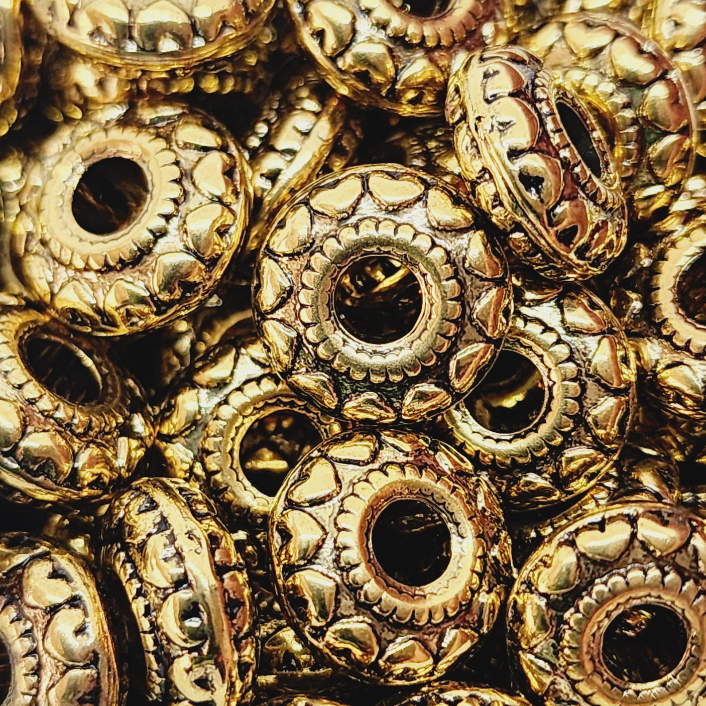 12x5mm Wheel (10) - Antique Gold - Vintage Metalised Beads