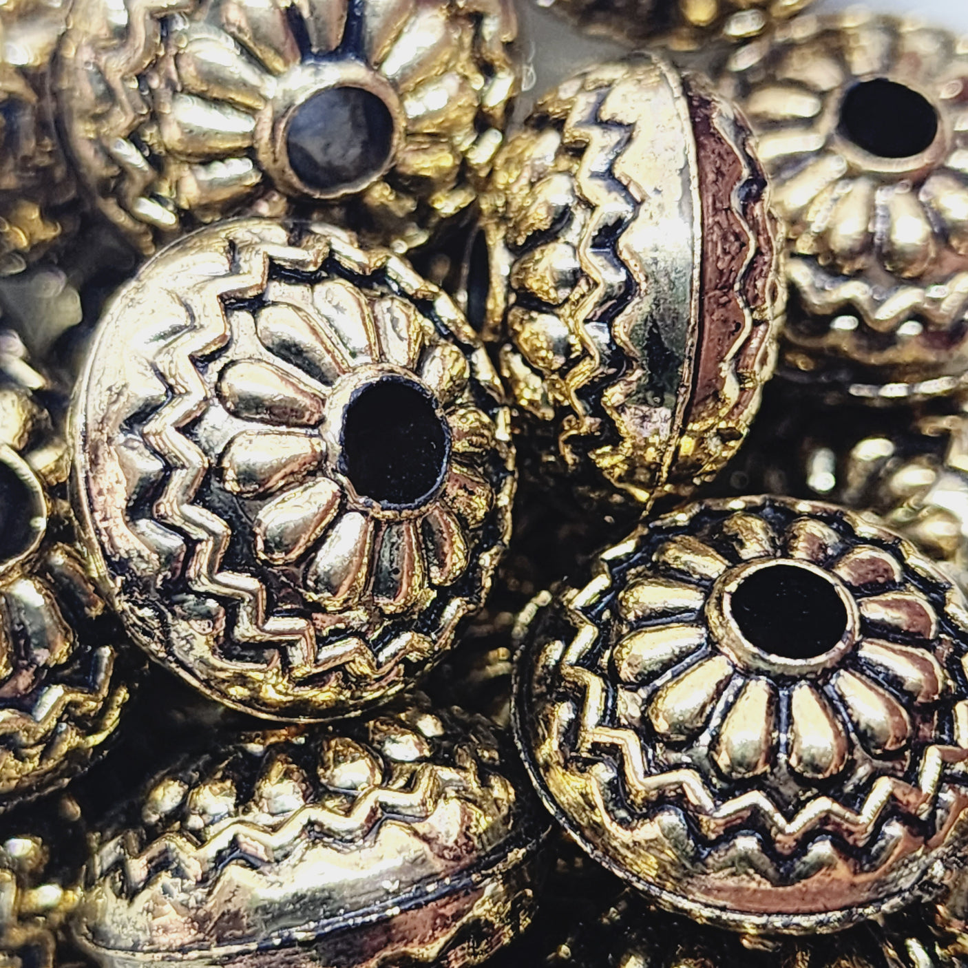 16x10mm UFO (10) - Antique Gold - Vintage Metalised Plastic