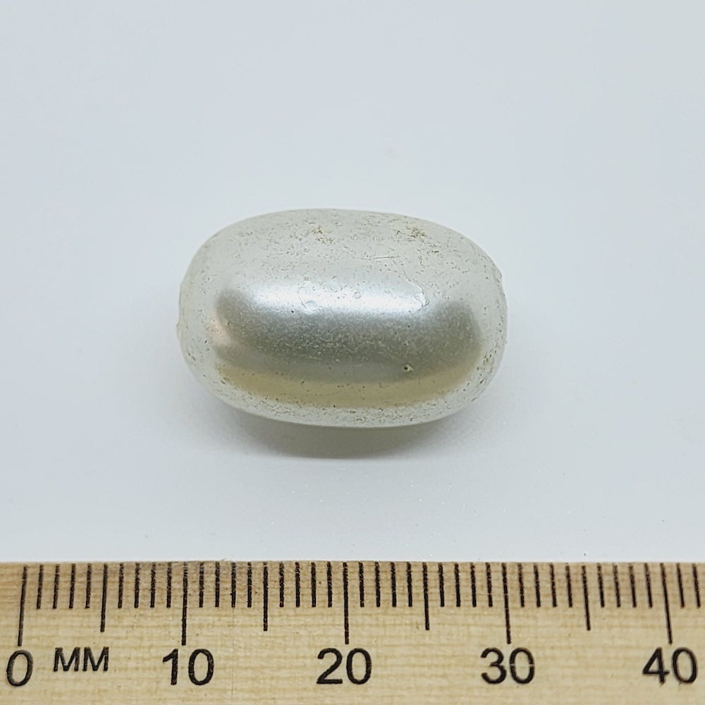 22x14mm Oval (10) - Cream - Vintage Acrylic Pearls