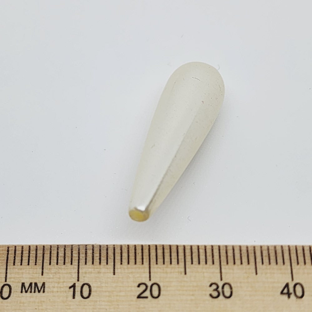 30x9mm Teardrop (25) - Cream - Centre Drilled - Acrylic Vintage Pearls