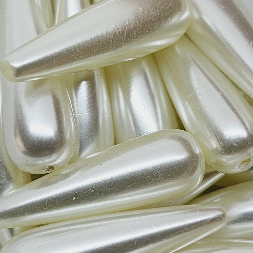 30x9mm Teardrop (25) - White - Centre Drilled - Acrylic Vintage Pearls