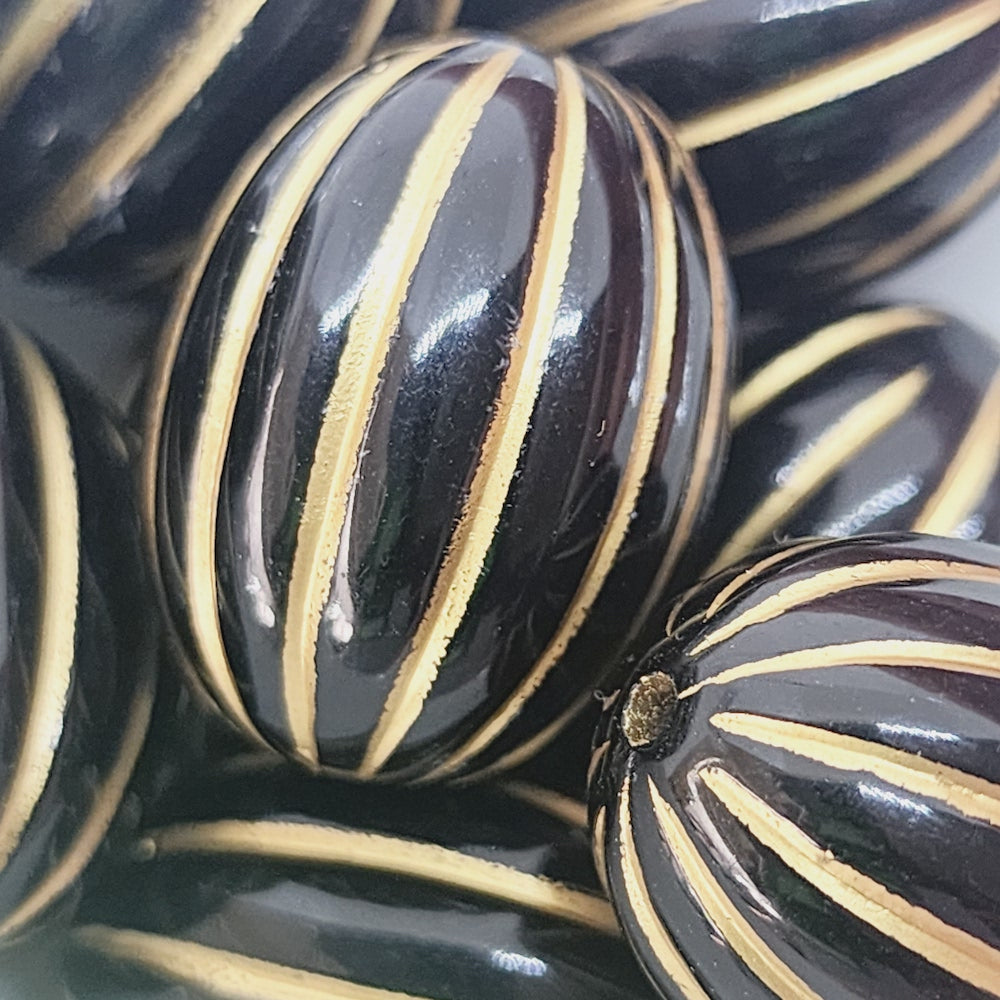 22.5x16mm Oval (10) - Black/Gold - Vintage Art Deco Style Lucite Beads