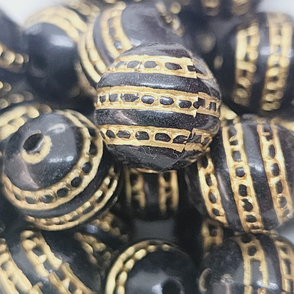 12mm Round (10) - Black/Gold - Vintage Art Deco Style Lucite Beads