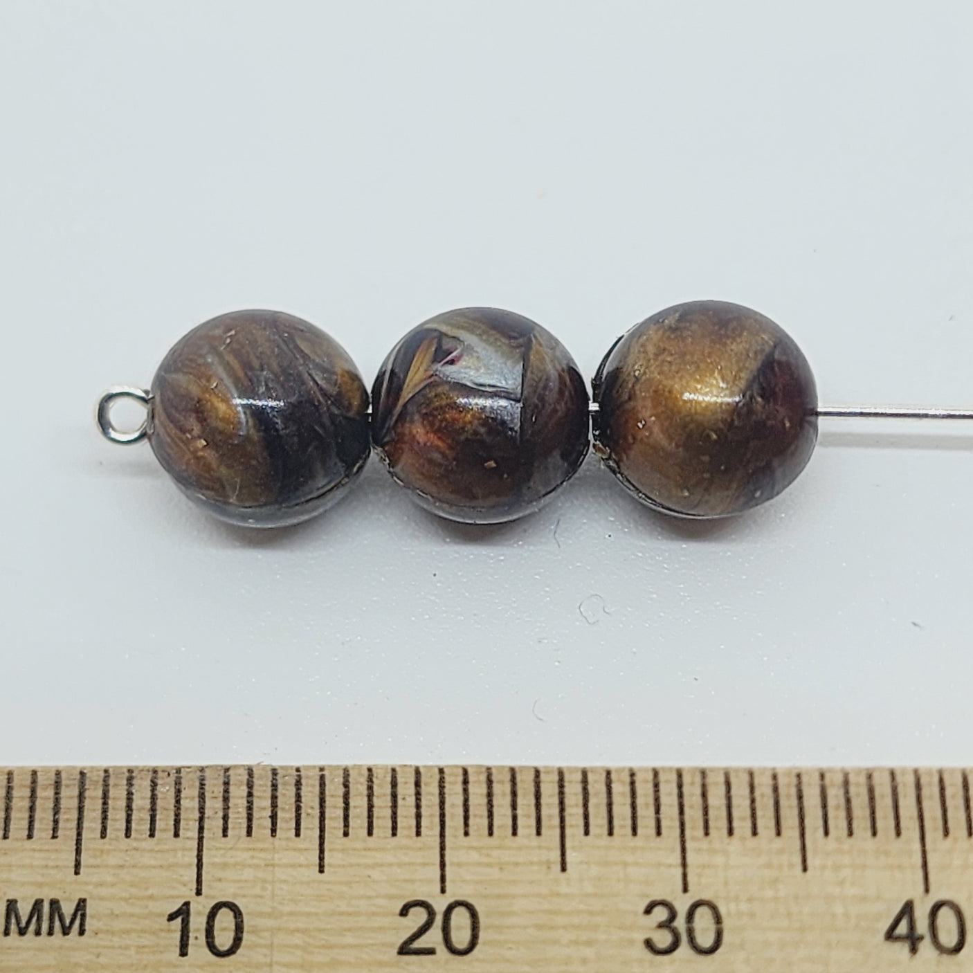 8mm Round (50) - Brown - Vintage Metallic Marbled Effect Beads