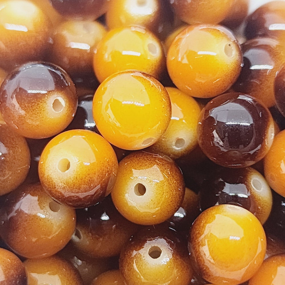 8mm Round (25) - Tan/Black - Vintage Lucite Beads