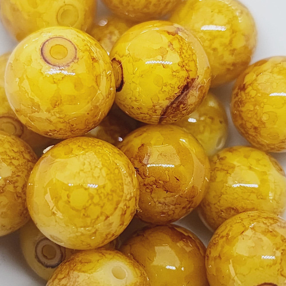12mm Round (25) - Mustard Bubble Glaze over Cream - Vintage Lucite Beads