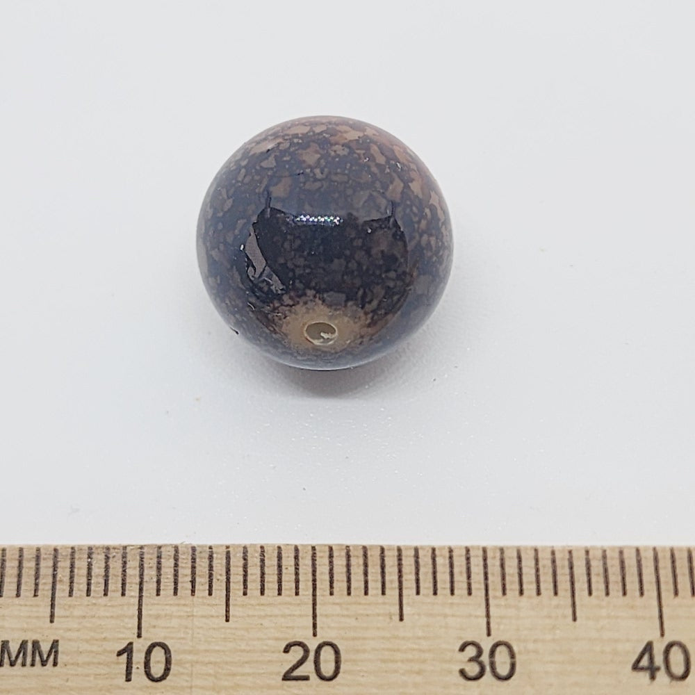 16mm Round (10) - Black Bubble Glaze over Tan - Vintage Lucite Beads