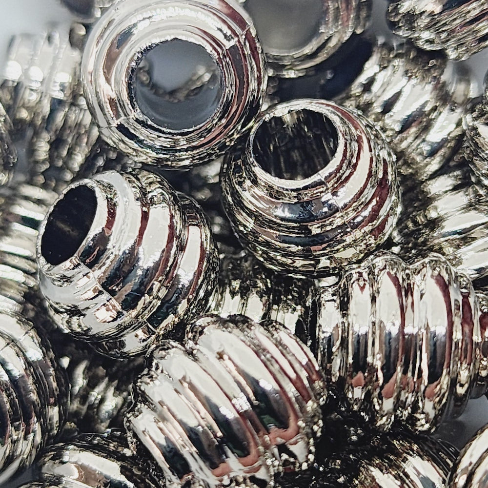 12mm Round (10) - Silver - Vintage Metalised Beads