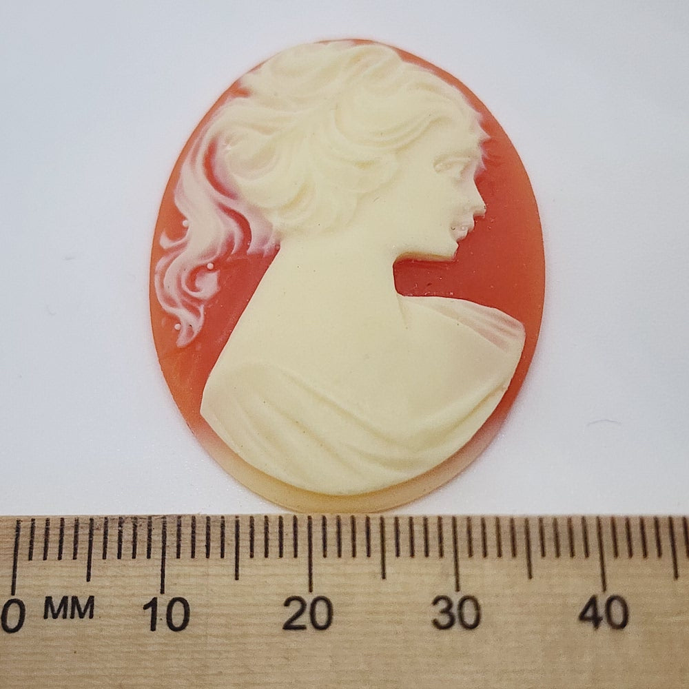 40x30mm Oval (1) - Facing Right - Dark Peach & Ivory - Vintage Cameo