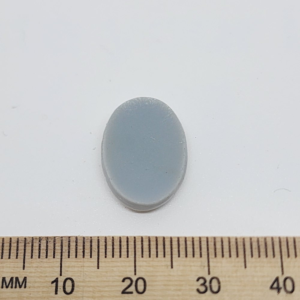 18x13mm Oval (1) - Facing Right - Grey & Ivory - Vintage Cameo