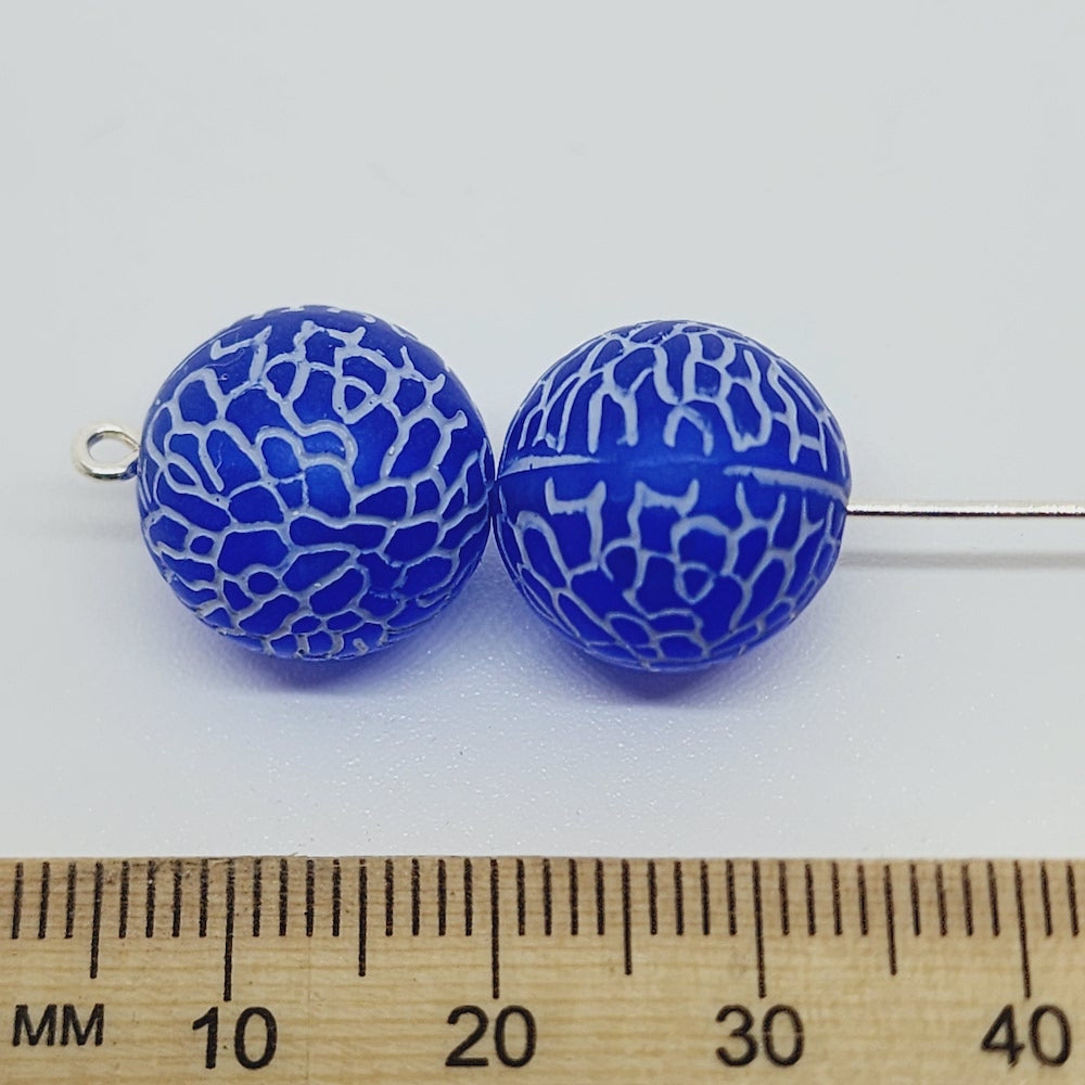 14mm Round (10) - Blue w. White - Vintage Baroque Lucite Beads