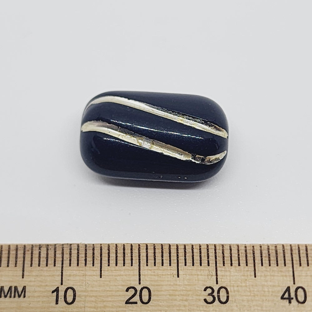 21x13mm Rectangle Pillow (10) - Black w. Silver - Vintage Lucite Beads