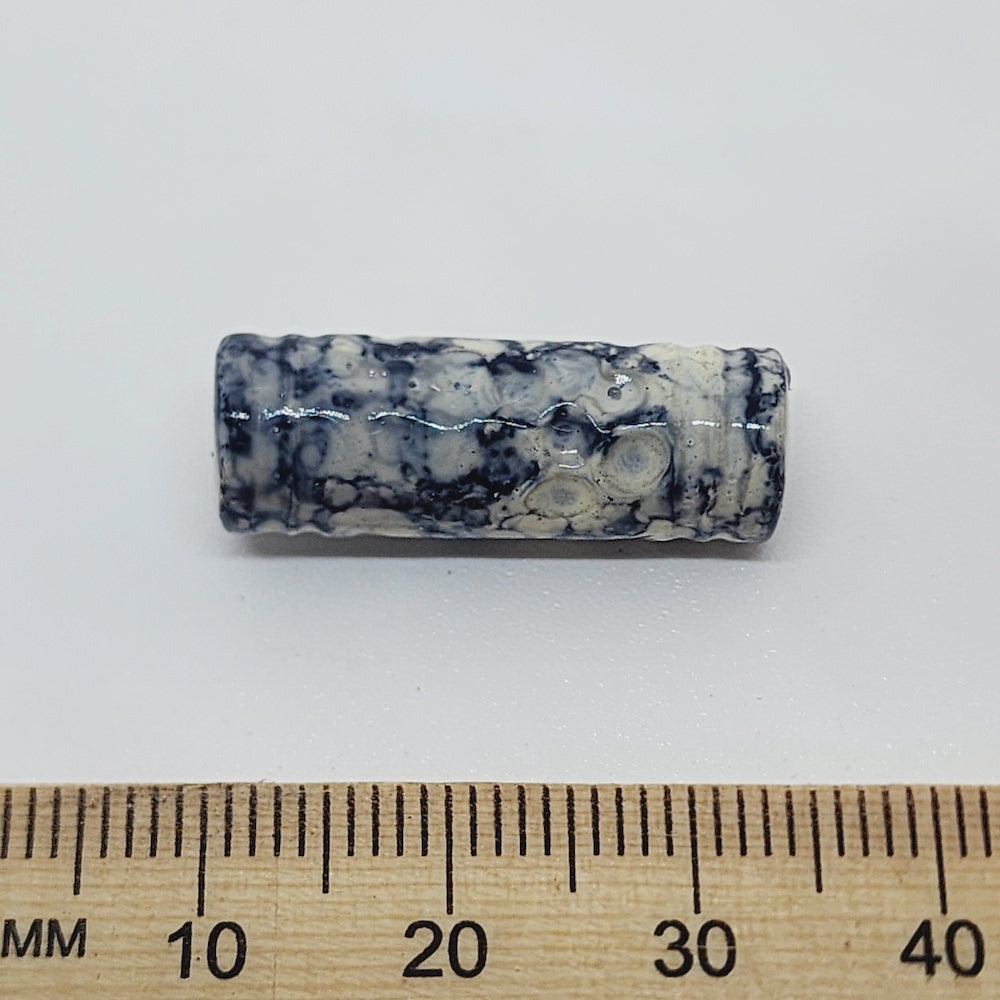 25x8mm Tube (50) - White/Grey - Pottery Look Lucite Beads - Glossy