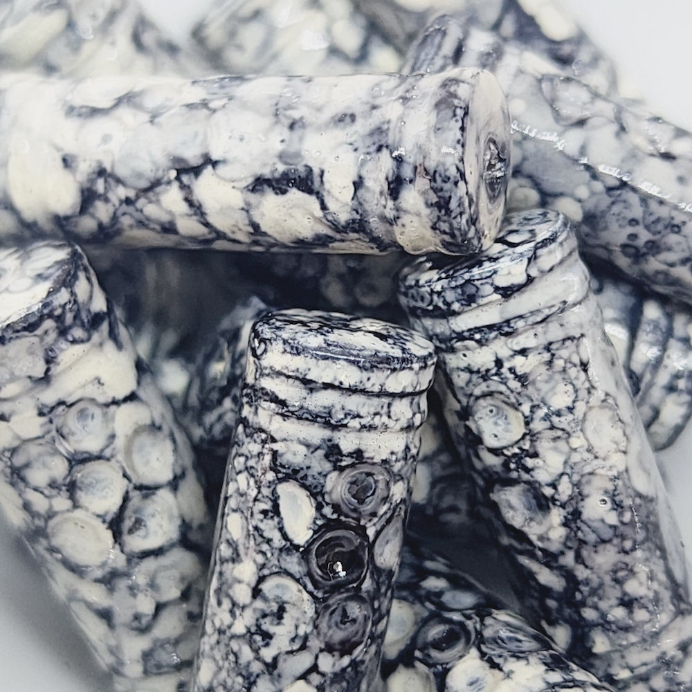 25x8mm Tube (50) - White/Grey - Pottery Look Lucite Beads - Glossy