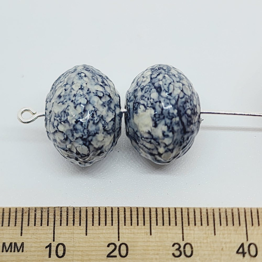 12x16mm Rondelle (25) - White/Grey - Pottery Look Lucite Beads - Glossy