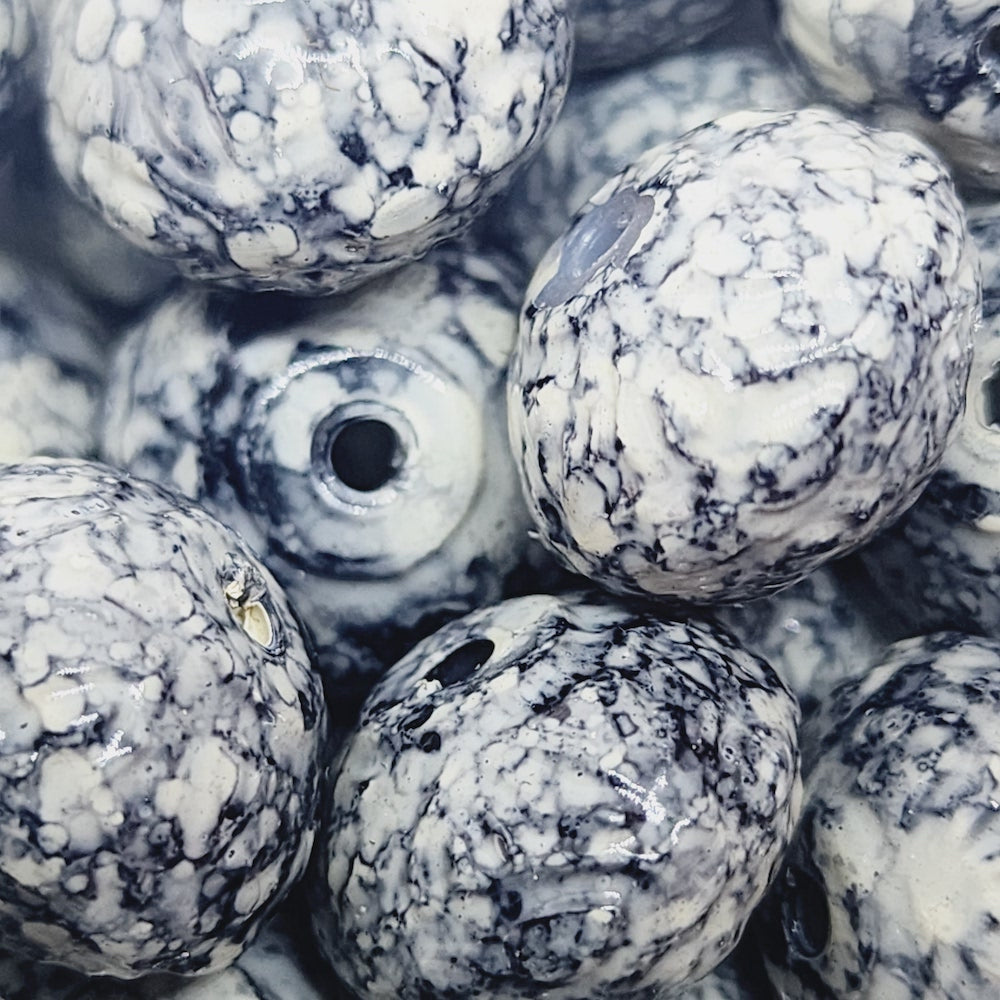 12x16mm Rondelle (25) - White/Grey - Pottery Look Lucite Beads - Glossy