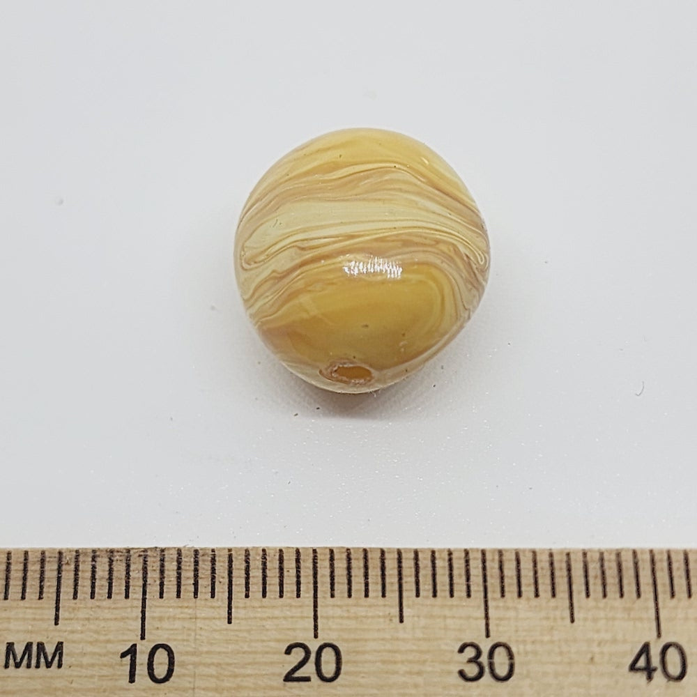 14mm Nut (10) - Cream - Vintage Wood Veneer Marbled Effect Beads