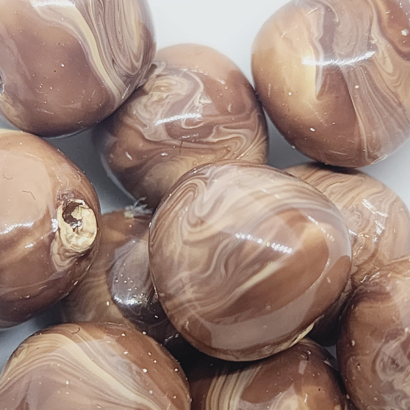 14mm Nut (10) - Medium Brown - Vintage Wood Veneer Marbled Effect Beads