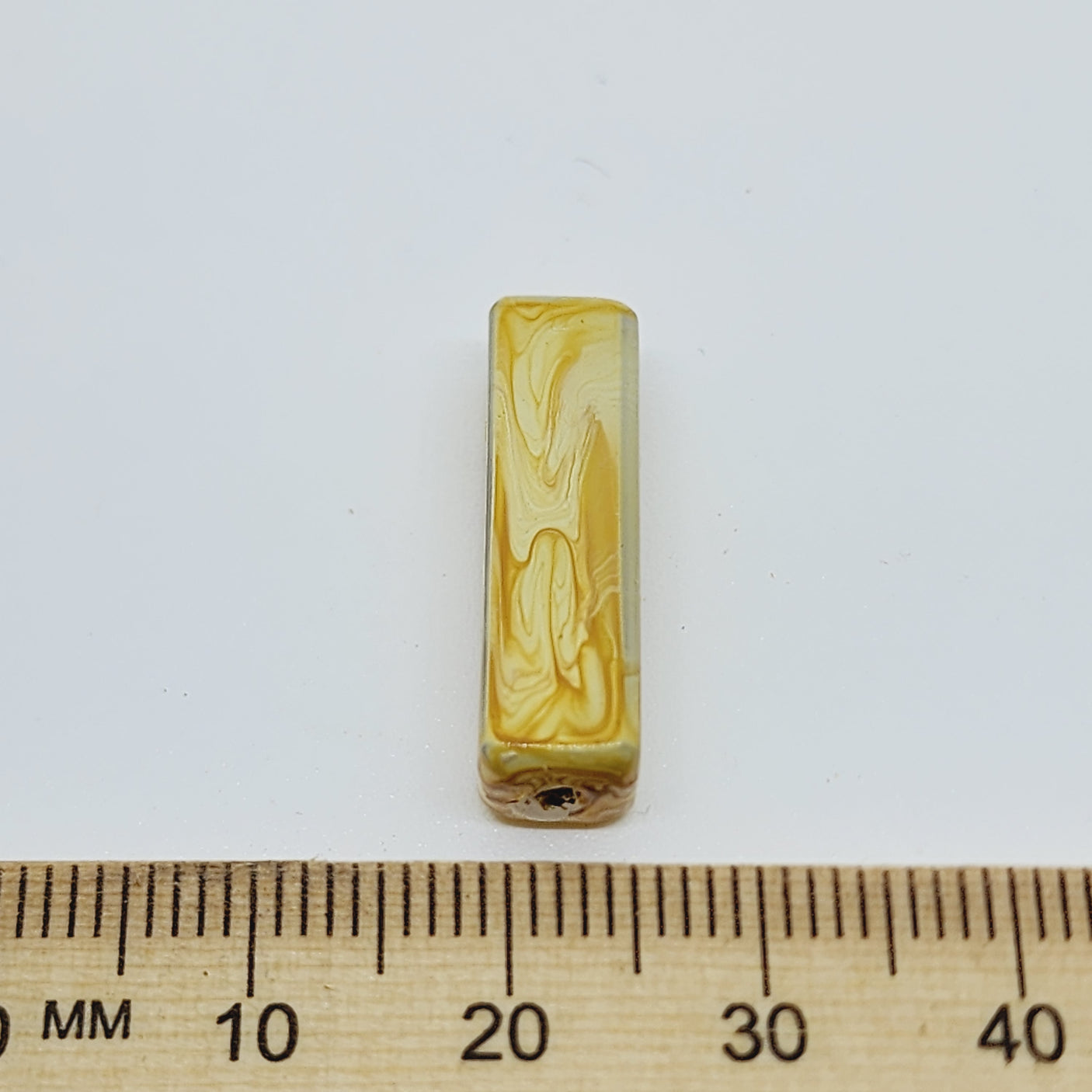 23x7mm Rectangular Tube (25) - Cream - Vintage Wood Veneer Marbled Effect Beads